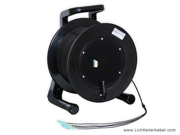 LWL Kabel auf Schill Kabeltrommel GT380 mit eingebauten LC Kupplungen im Trommelkern und abgetrommelter Kabelpeitsche