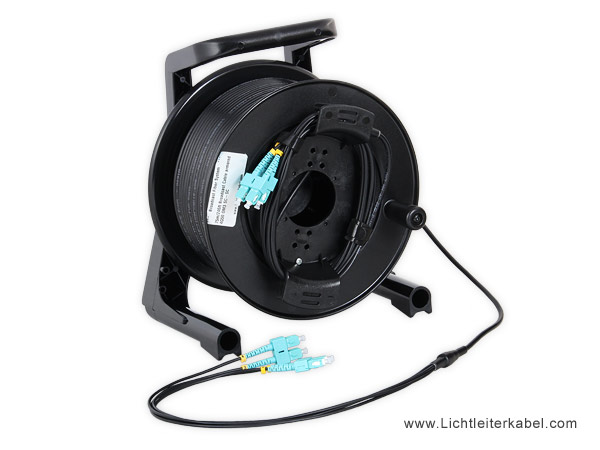 LWL Kabel auf Schill Kabeltrommel GT235.RM mit Hilfswicklung und abgetrommelter Kabelpeitsche
